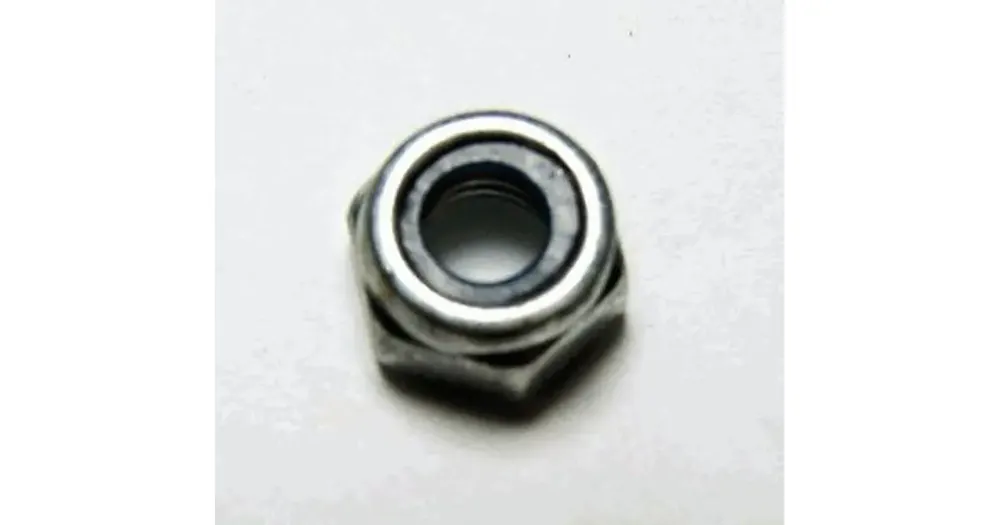 Vain Rajoitetun Ajan ITSELUKITTUVA MUTTERI M6 (ZLST401Q) (ZLST651Q) (STG 6556-E)