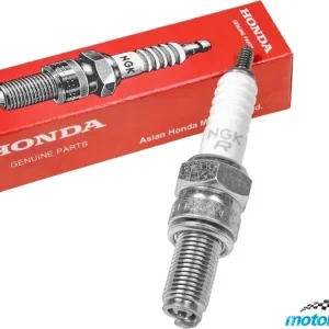 Sytytystulppa Honda NGK CR8E, Honda CBR 125 R 04-15 / Suzuki 0948200456 / CR8E Kampanjahinta