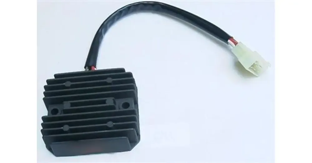 Osta Verkossa Tourmax RGU-212 jännitteensäädin