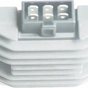 Kampanjahinta Tourmax RGU-404 jännitteensäädin