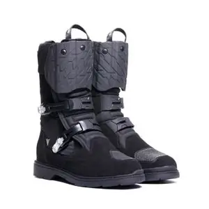 Erikoistarjous Dainese OVERYOND XT GORE-TEX® Saappaat - Musta