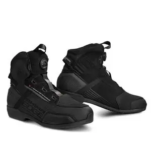 Suosittu Shima EDGE WATERPROOF Moottoripyörälenkkarit - Musta