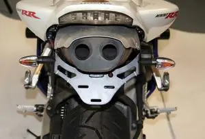 RG Racing musta Rekisterikilven teline Lähetetään Heti